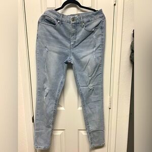 Silver Brand Size 14 Stretch Skinny Jeans